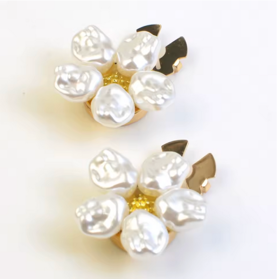 Blooming Pearl Clips