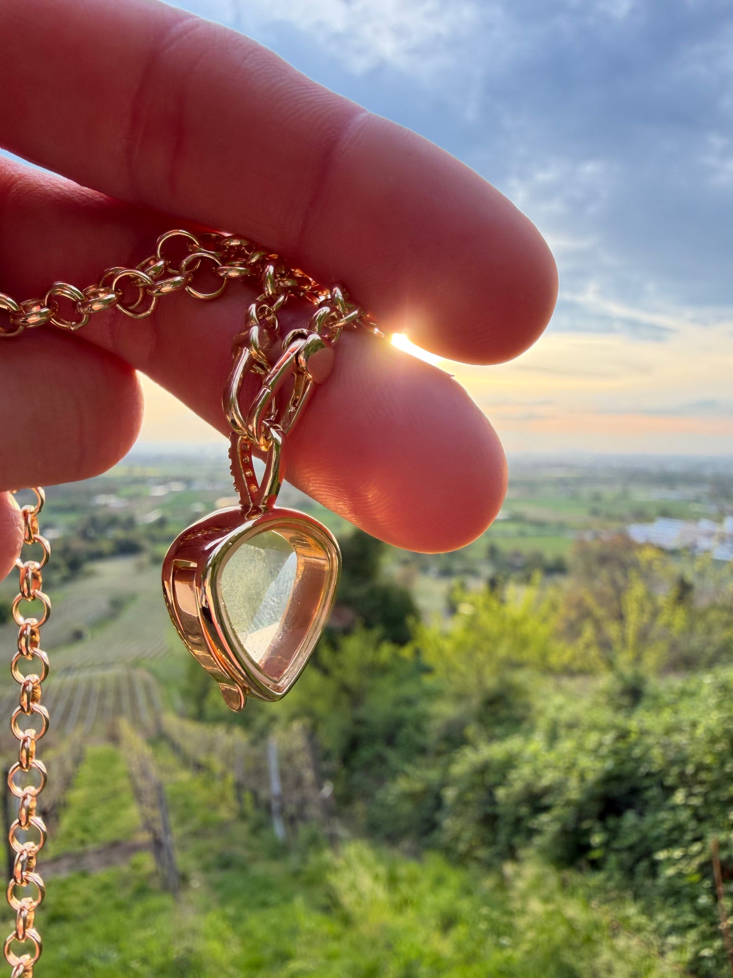 Auré Charms